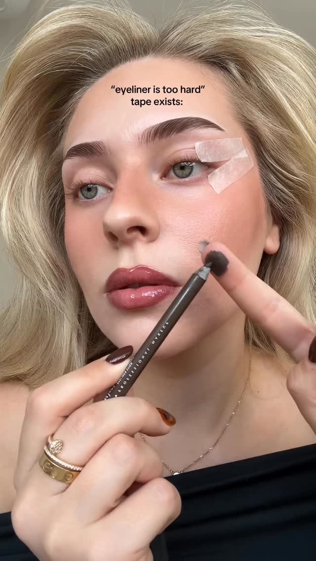 lenkalul 게시물 이미지: ad save this to try later 🖤✌🏼using tape is a...
