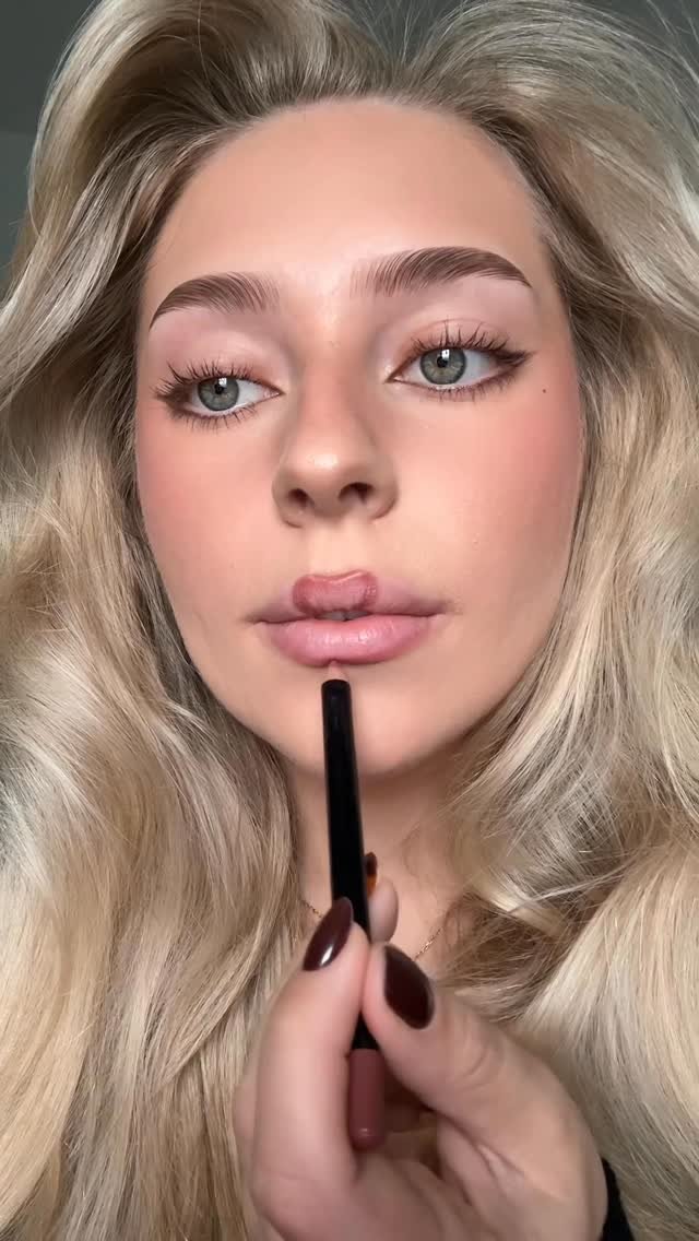lenkalul 게시물 이미지: how to fake lip filler 👄💉
original creator:...