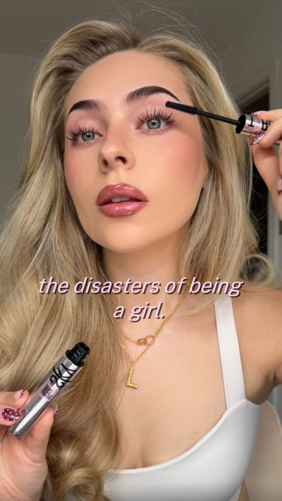 lenkalul 게시물 이미지: the disasters of being a girl 💔 the shower...