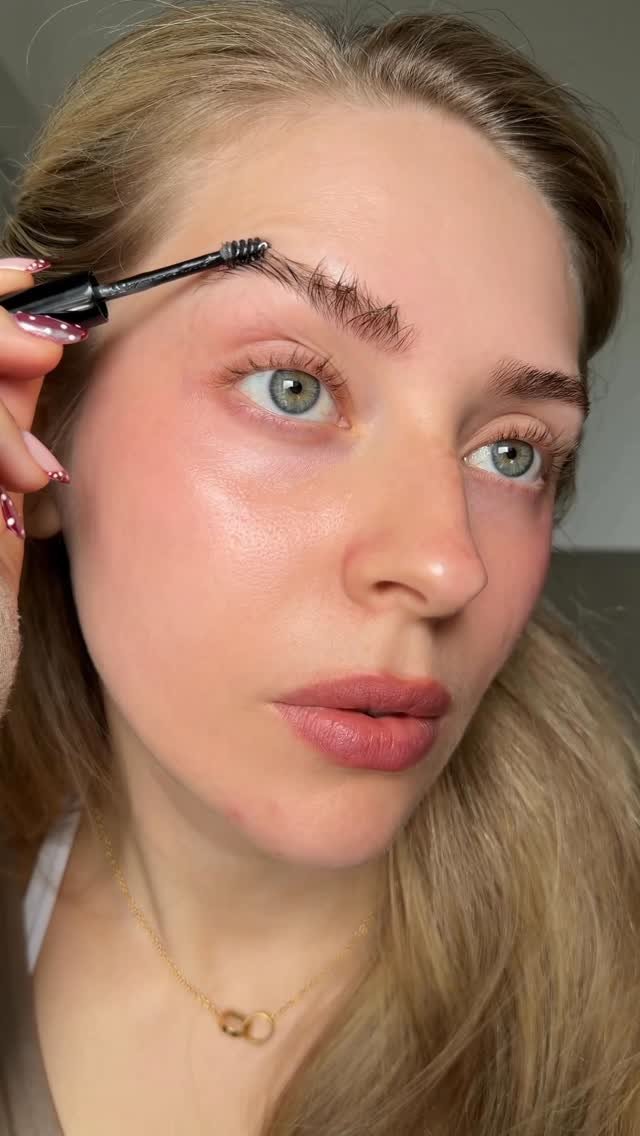 lenkalul 게시물 이미지: ad. no makeup VS also ‘no makeup’ in the eyes...