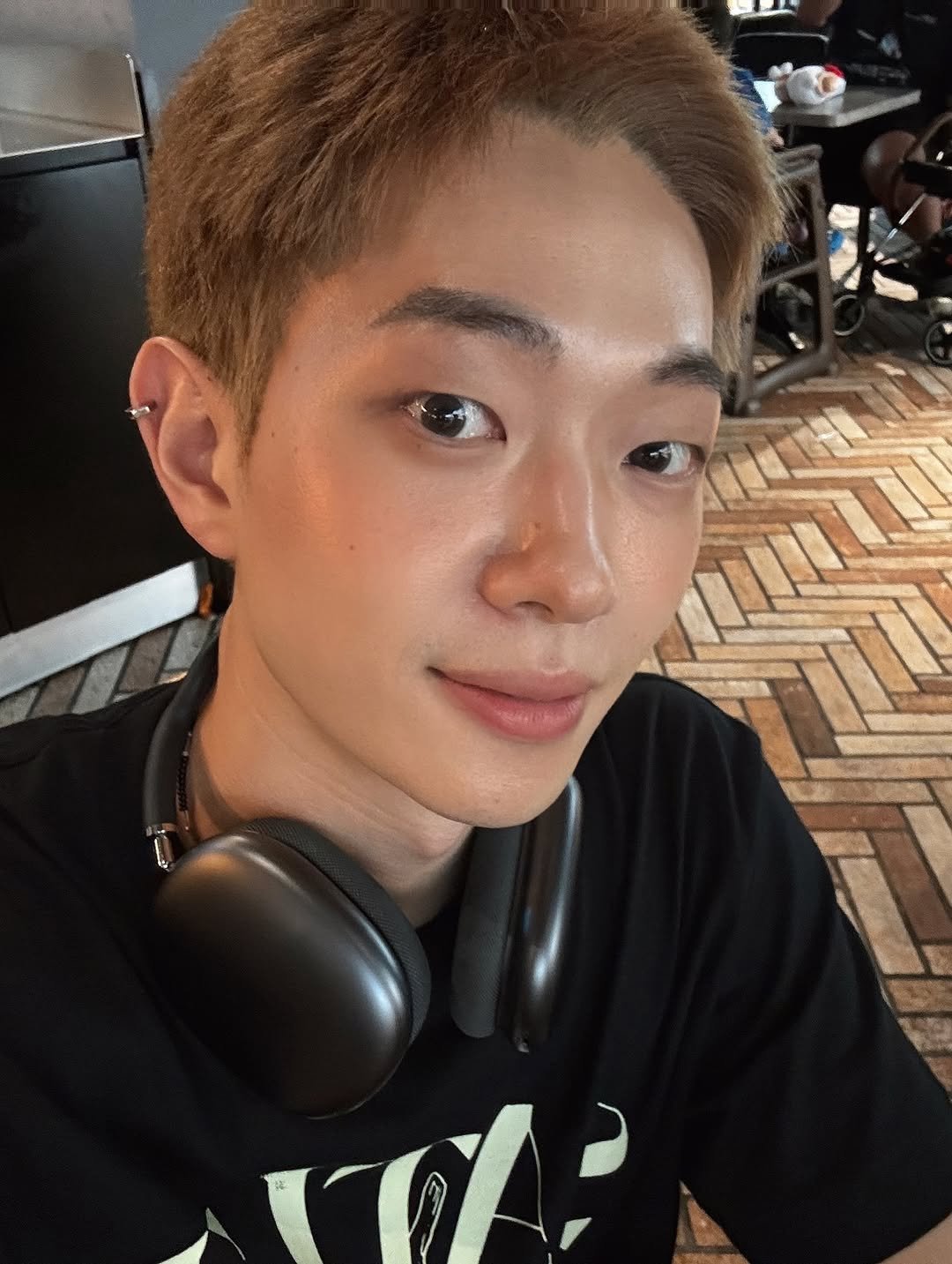 Photo by 륜Ryan on August 15, 2025. May be an image of 1 person, hair and text.