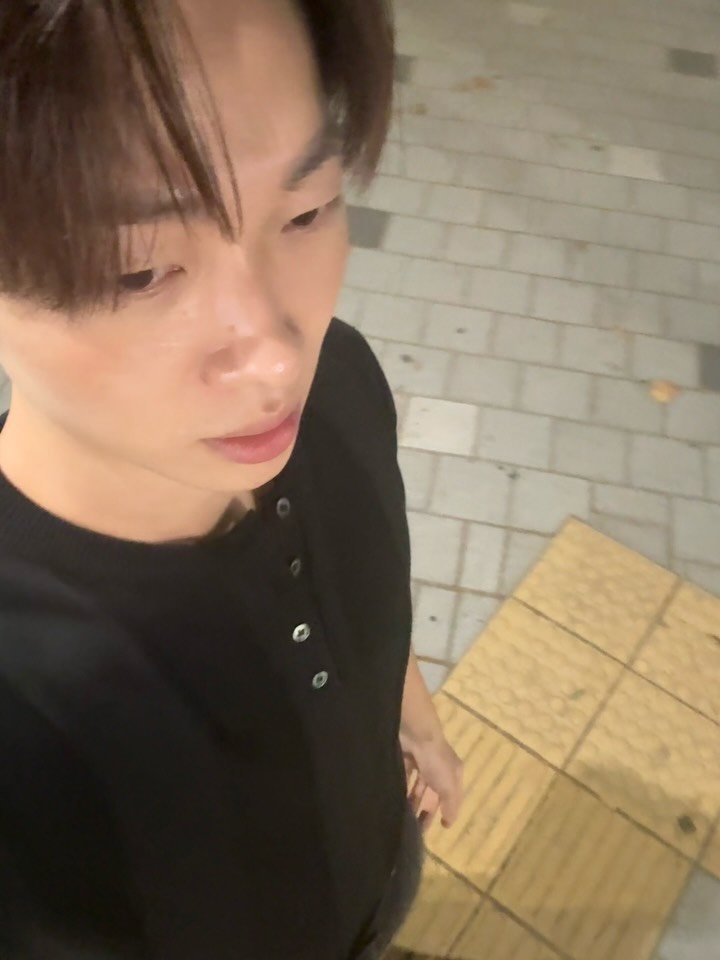 lets_ryun 게시물 이미지: 25년 7월 1째주
•
갈색에서 빨간색으로
우당탕탕 재쿠 첫사고
교육에 촬영도...