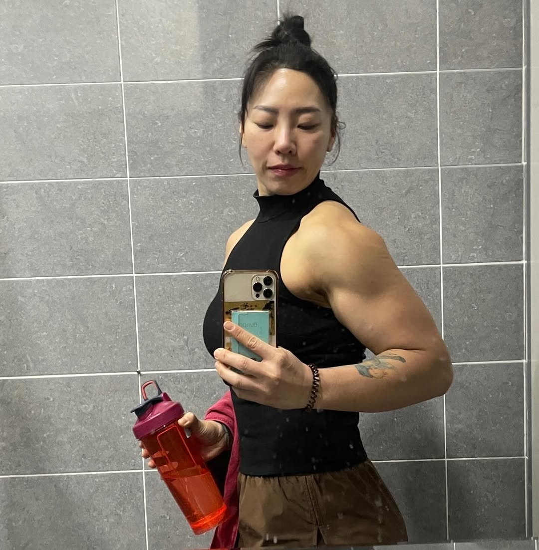 lexy820410 게시물 이미지: 주말끝 새벽운동 시작 .너무 나약해진 나으 신체를 다시 되돌릴수...