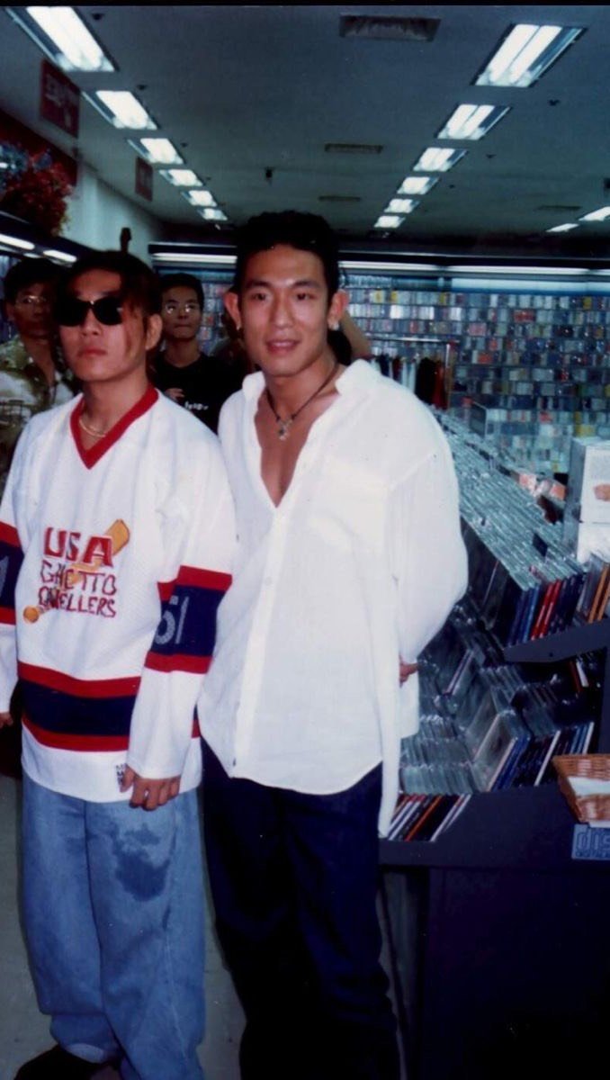 liebe.jh_ 게시물 이미지: 1995