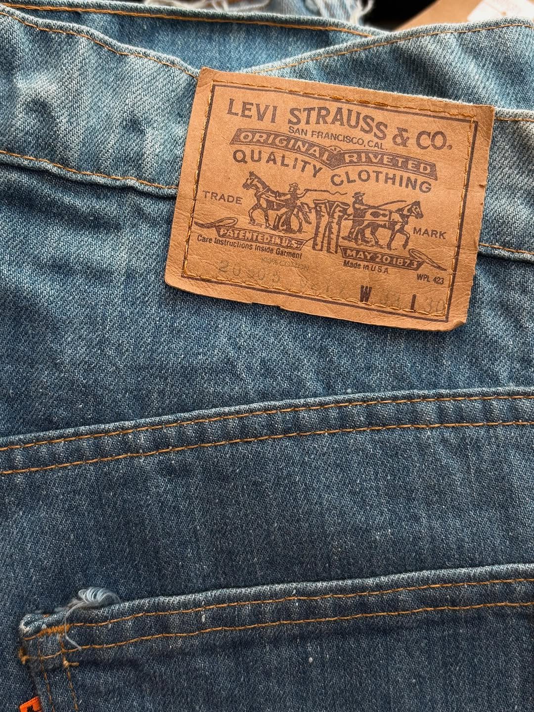 Photo shared by 2001🎸 on August 16, 2025 tagging @levis. May be an image of text.