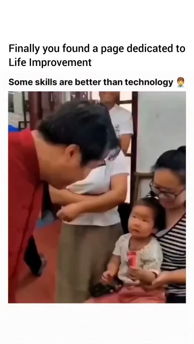 lifeimprovement 게시물 이미지: A skilled Chinese doctor expertly resets a...