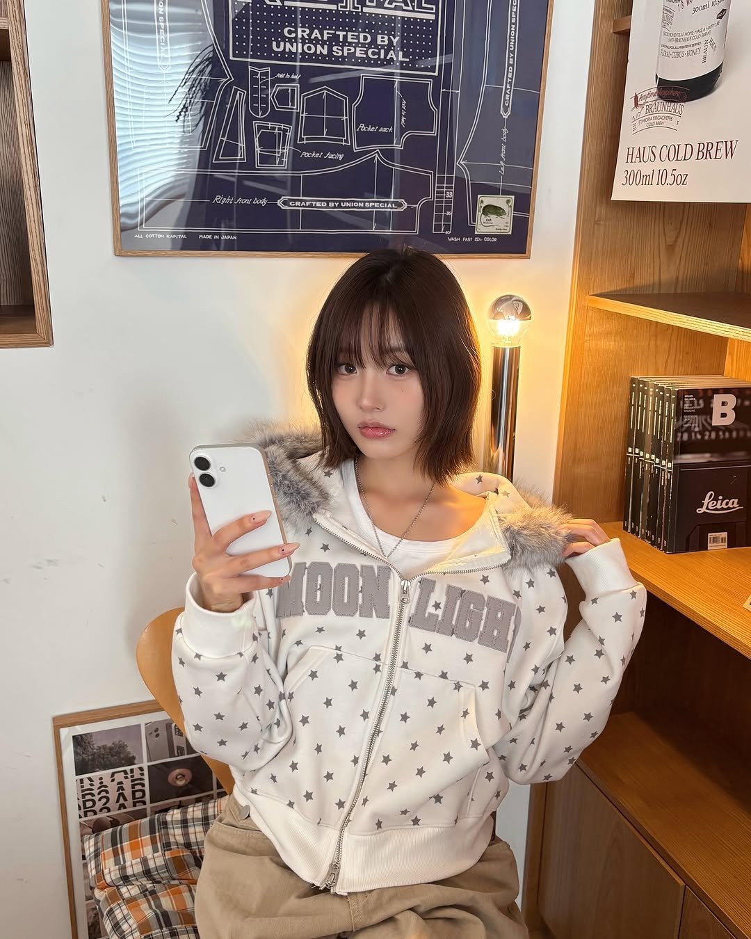 Photo shared by 리향 on November 13, 2025 tagging @waikeiofficial. May be an image of one or more people, bangs and phone.