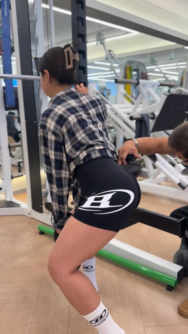 lil.shawty_jm 게시물 이미지: 하체 완벽한 한 세트를 하고 나면
엉덩이 안쪽부터 저린 그 느낌 아는 사람🫠
오늘...