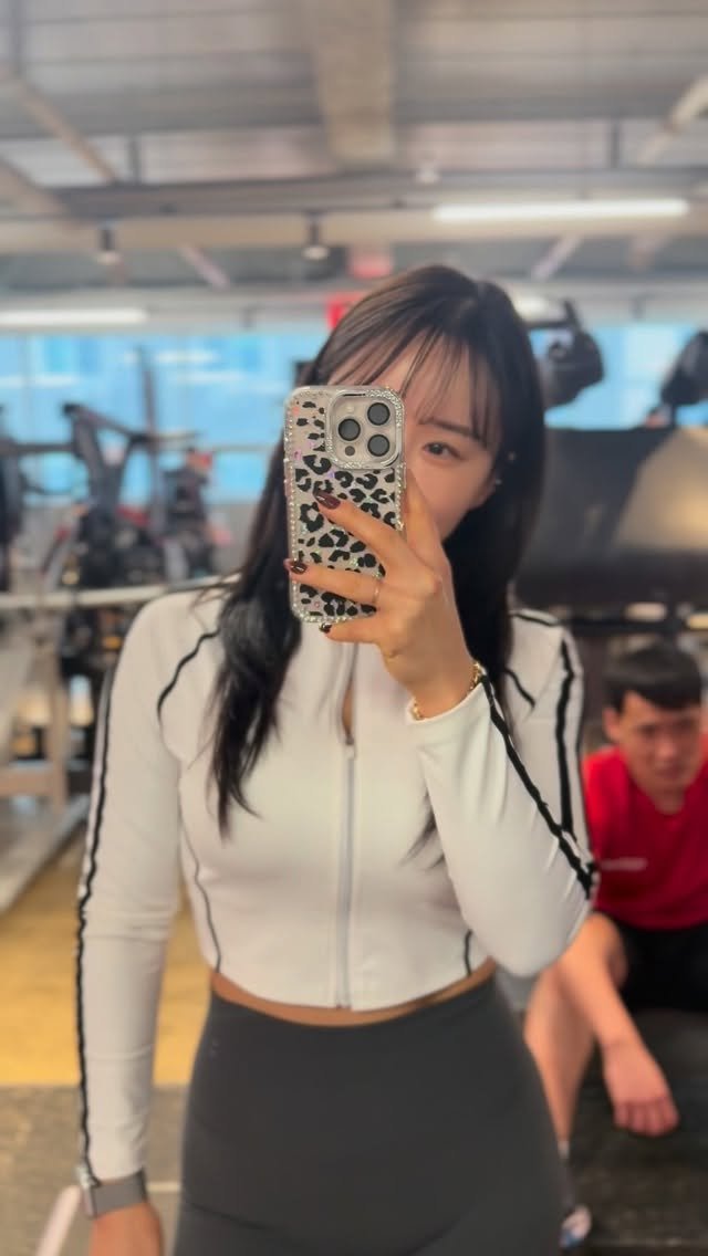 lil.shawty_jm 게시물 이미지: 스토리 반응 좋아서 피드 박제🤍
예쁜 나 오래 보세요
4월은 그 어느 날보다
내...