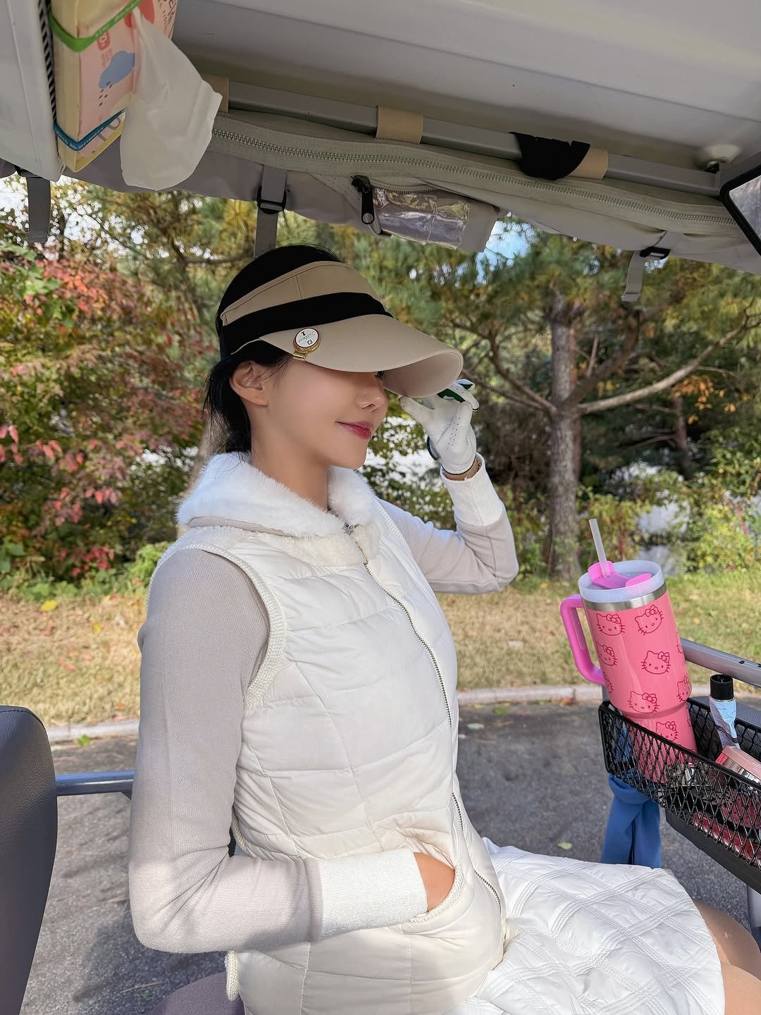 Photo by Lily 🇰🇷 on November 07, 2025. May be an image of golf, golf cart and text.