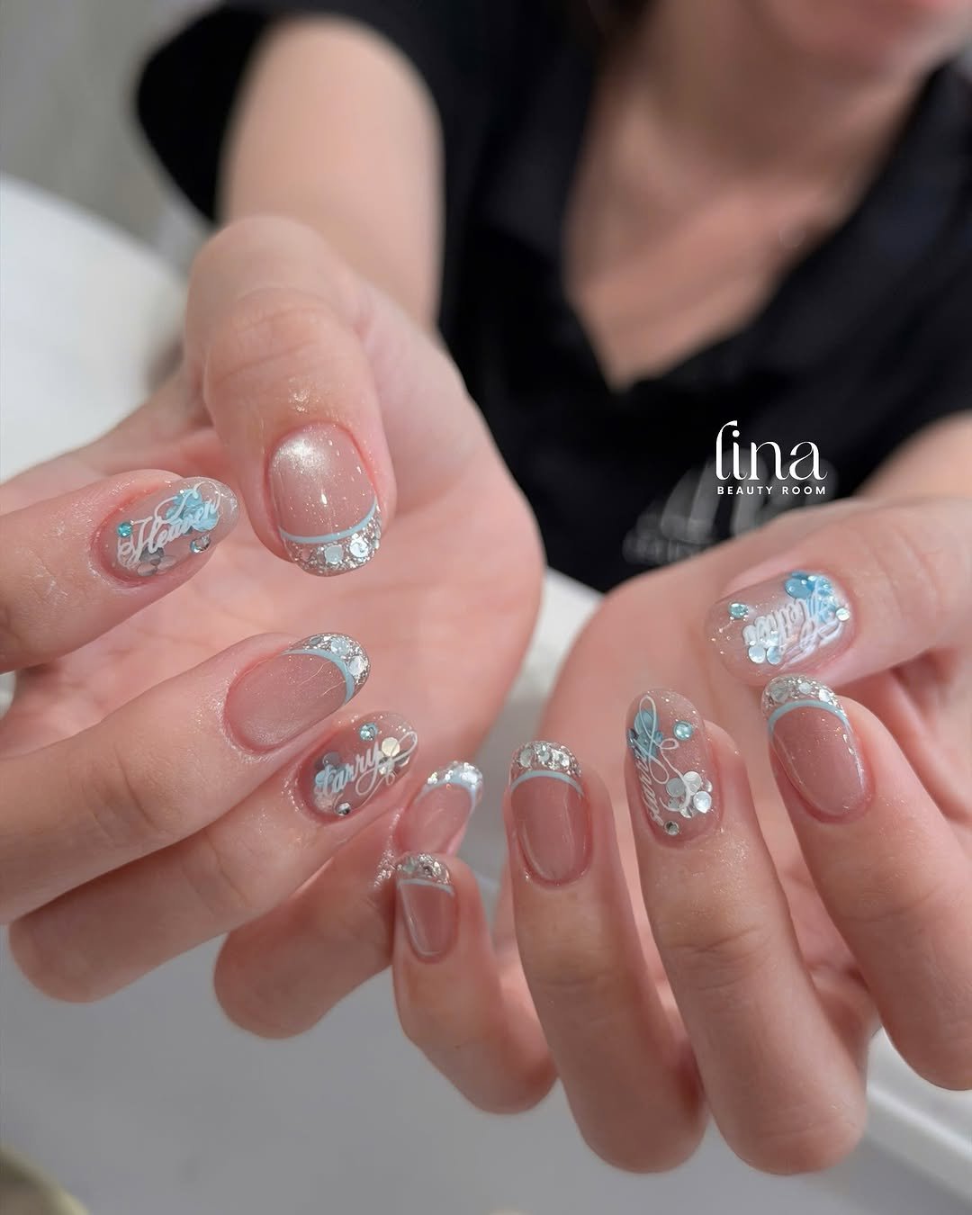 lina.beautyroom 게시물 이미지: Chiếc nail móng ngắn mới ra lò dễ thương xỉuuuu🩵