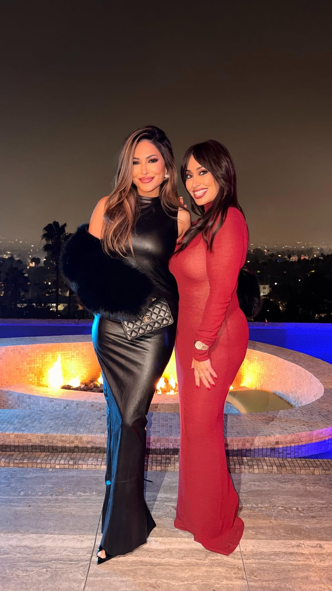 linanoory 게시물 이미지: GRWM: An All Black Look💫

Rate this #ootd from...