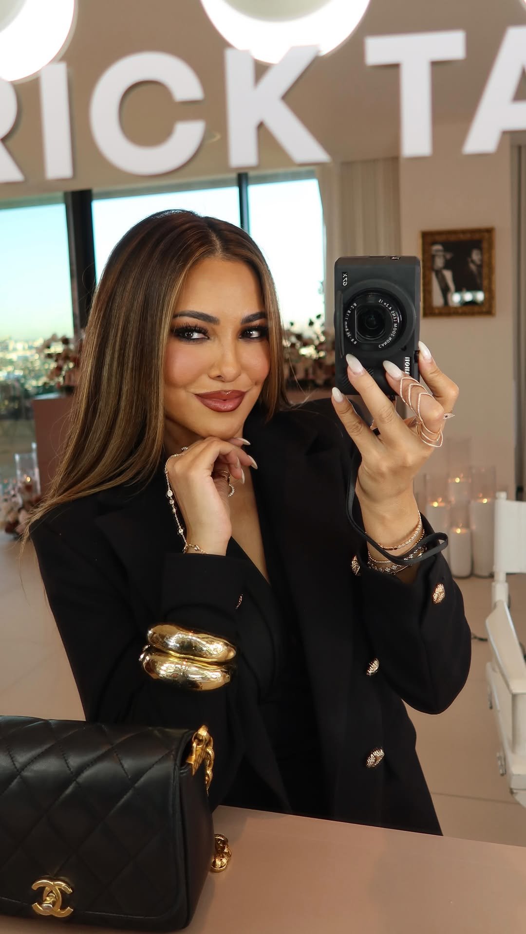 linanoory 게시물 이미지: Fashion Hack: My Fave Way To Style Button Up...