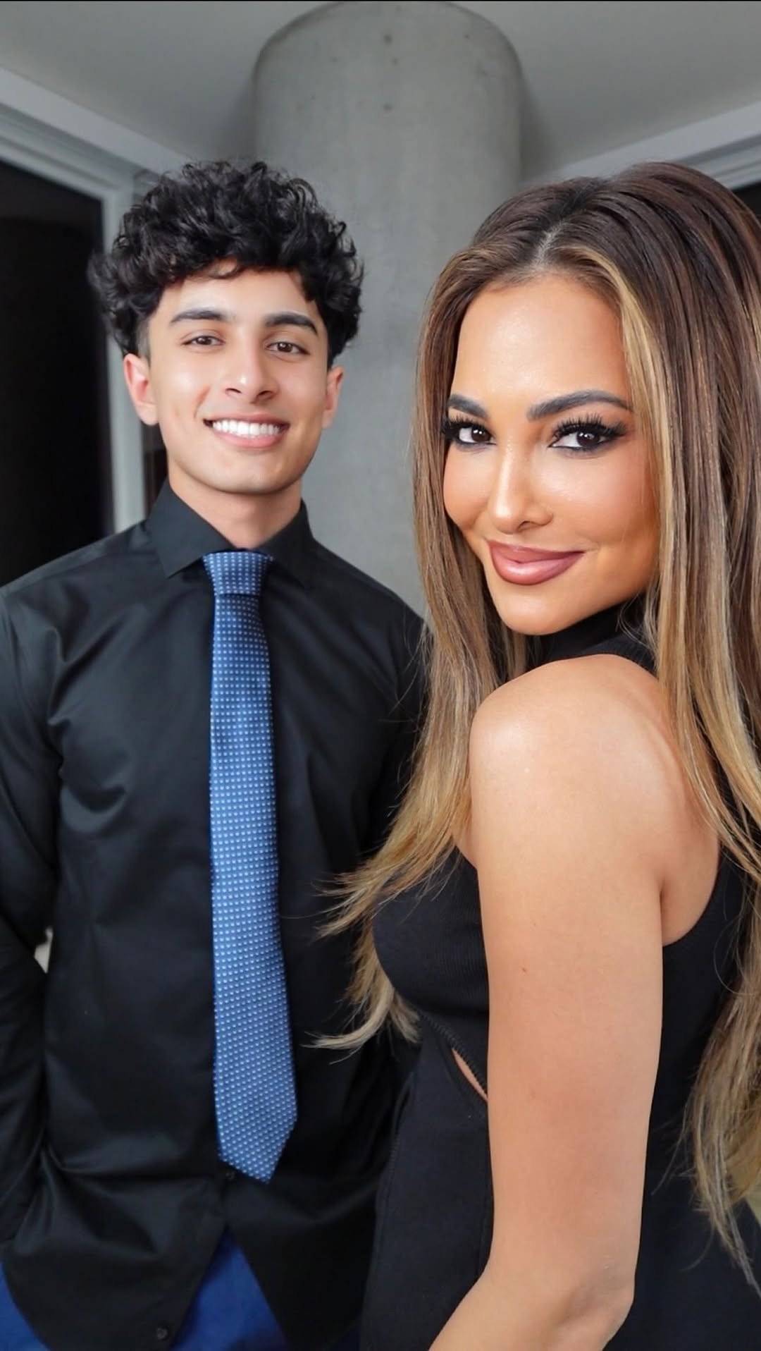 linanoory 게시물 이미지: Fashion Hack For Collared Shirts✨ @adrisnoory...