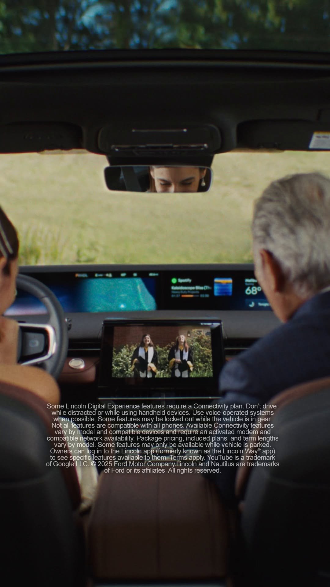 lincoln 게시물 이미지: Life moves fast. Stay connected every step of...