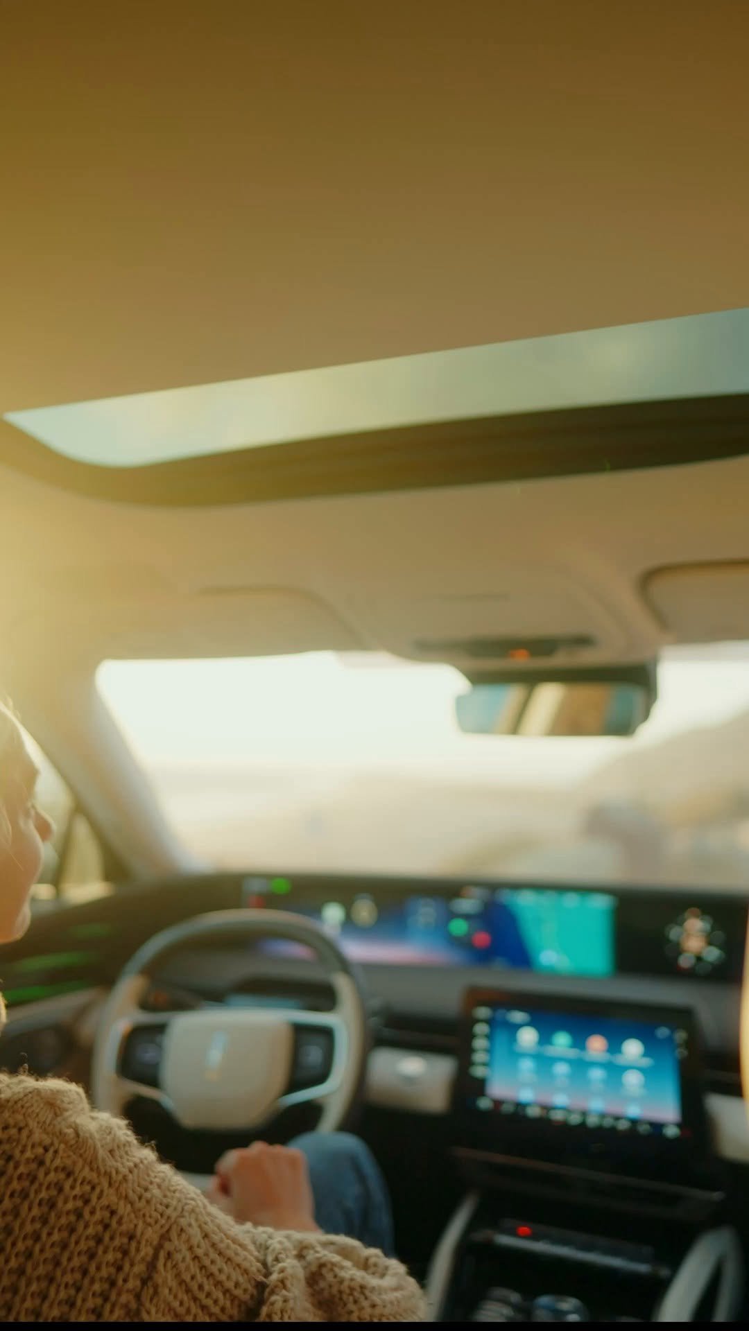 lincoln 게시물 이미지: New year, new views 🌅 Where’s your first drive...