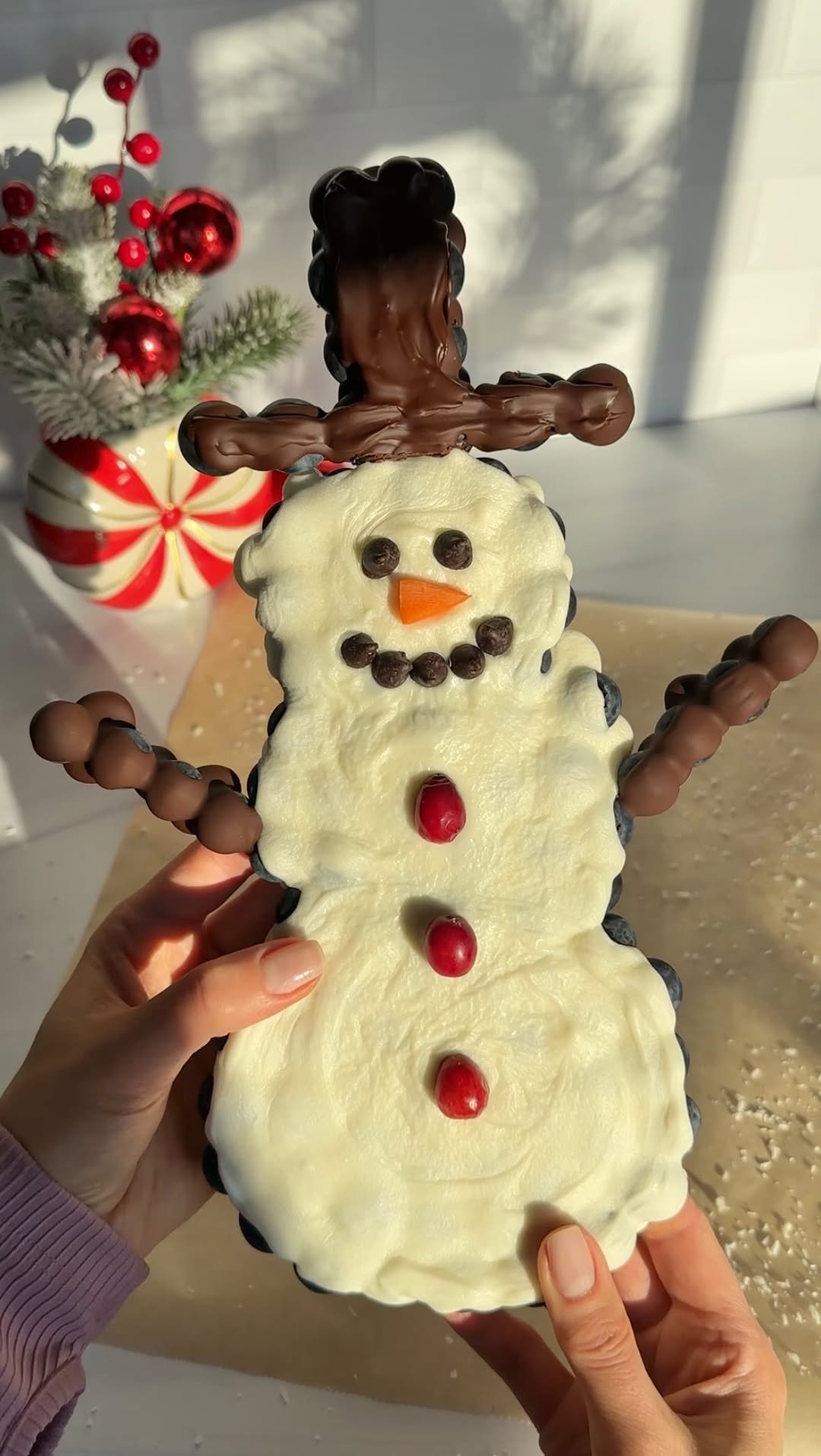 lindsay.keosayian 게시물 이미지: a little winter magic ❄️✨

Chocolate Snowman...