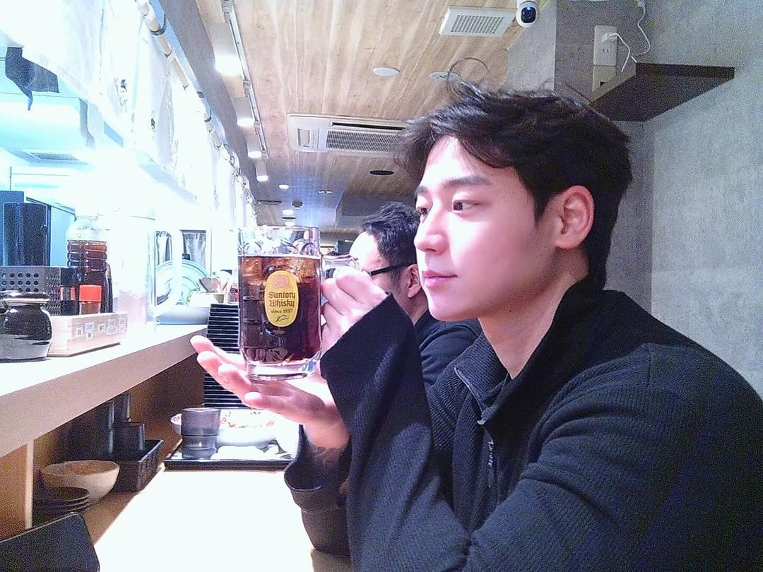 lion_jjongmin 게시물 이미지: Using 📷