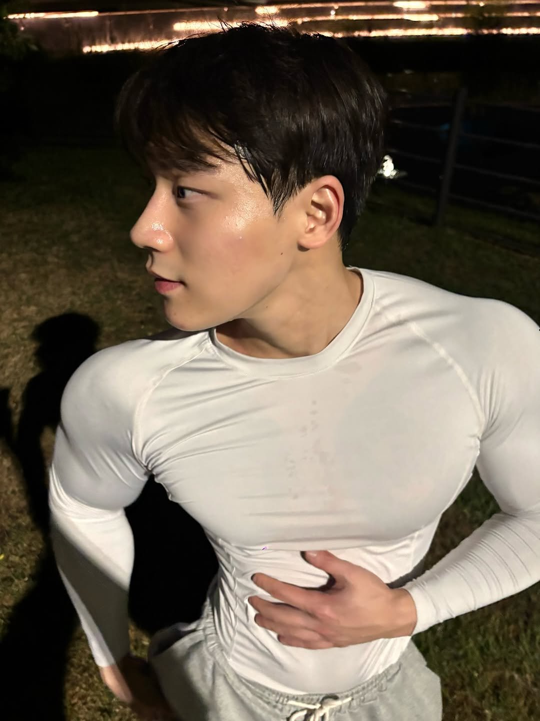 Photo by 종민 on June 13, 2025. May be an image of one or more people, biceps, people bodybuilding, sportswear and text.