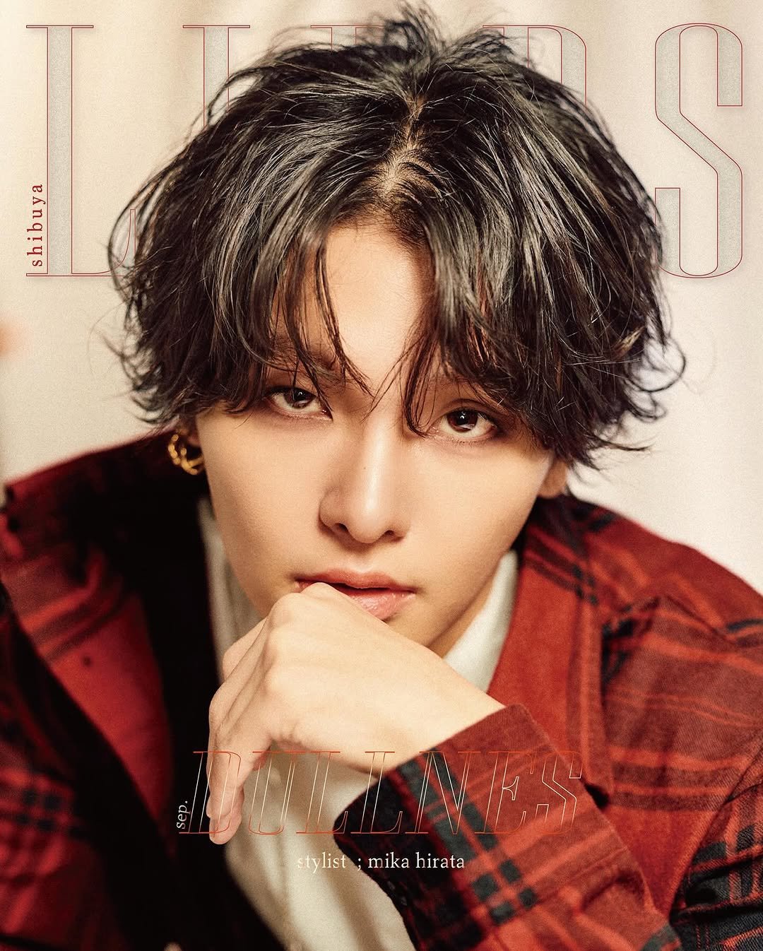 Photo shared by LIPPS hair 渋谷 / リップスヘアー シブヤ /  美容室 on September 10, 2025 tagging @lipps_hiratamika. May be an image of 1 person, bangs, magazine, poster, bolo tie and text that says 'ပ P a S stylist stylist:mikahirata m ika hirata'.