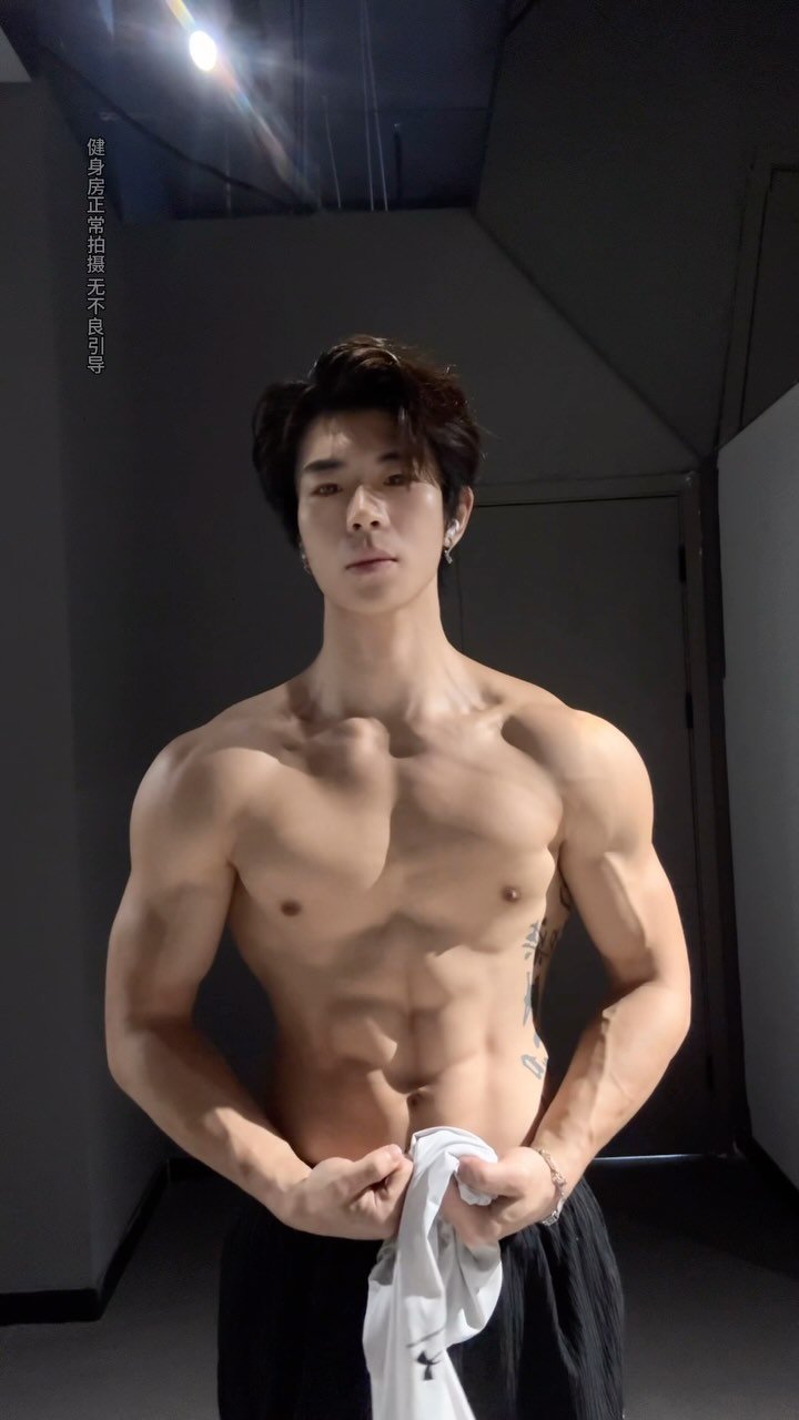 lisiqi_li47 게시물 이미지: ❤️