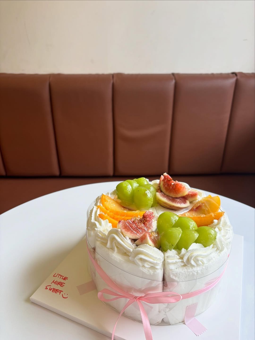 Photo by Littlemoresweet on September 26, 2025. May be an image of ‎fruit, chiffon cake and ‎text that says '‎LTTLE M M MORE S WEET す ت‎'‎‎.