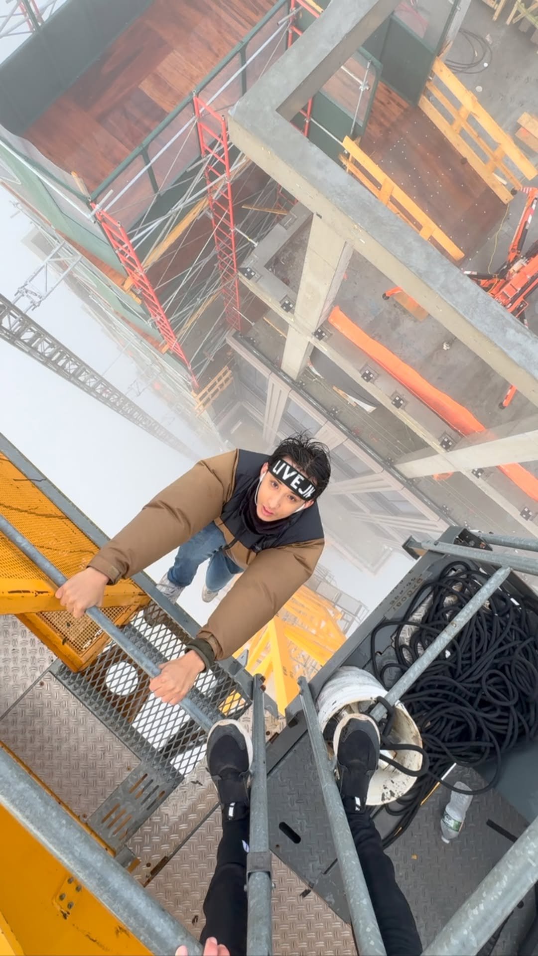 livejn 게시물 이미지: Livejn. Justin Casquejo.