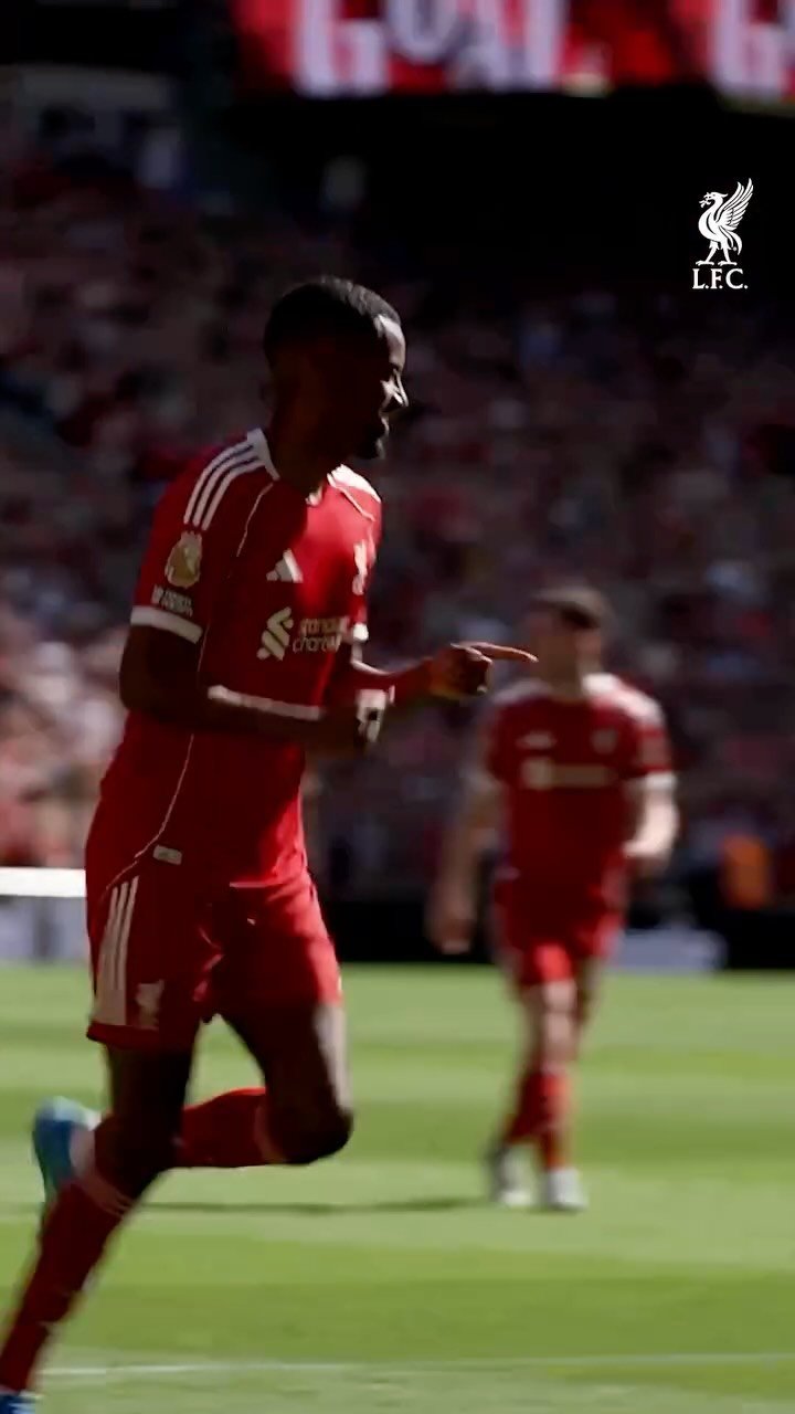 liverpoolfc 게시물 이미지: Isak on target 🎯🇸🇪