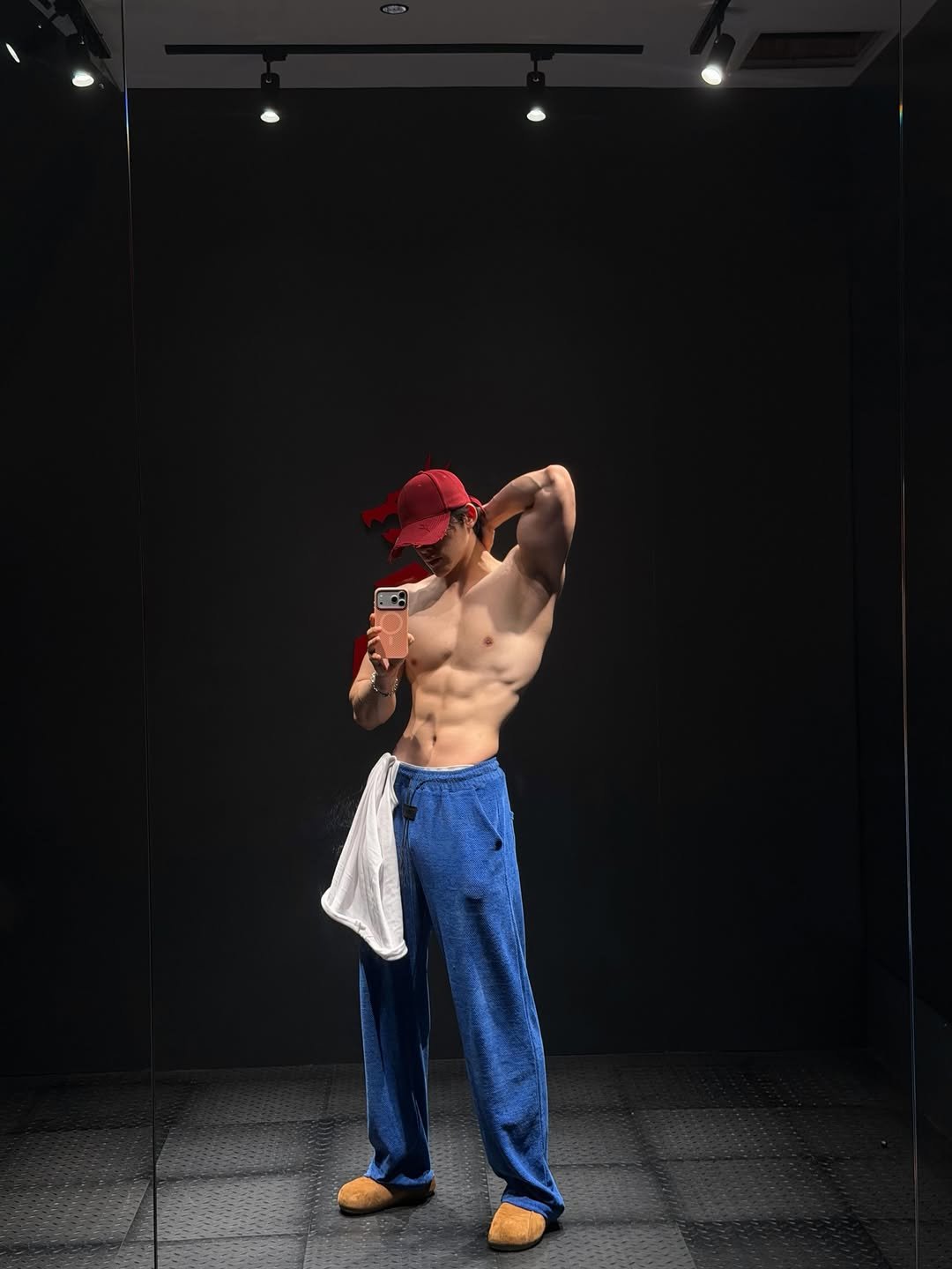 llhh20241888 게시물 이미지: 