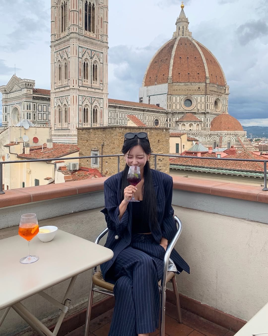 Photo by 예영 / 여행, 순간순간을 기록 on November 12, 2025. May be an image of bell tower and text.