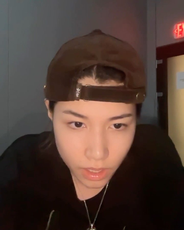 lngsht.louis 게시물 이미지: Louis - Halo

#LNGSHOT #LOUIS #루이
#beyoncé #halo