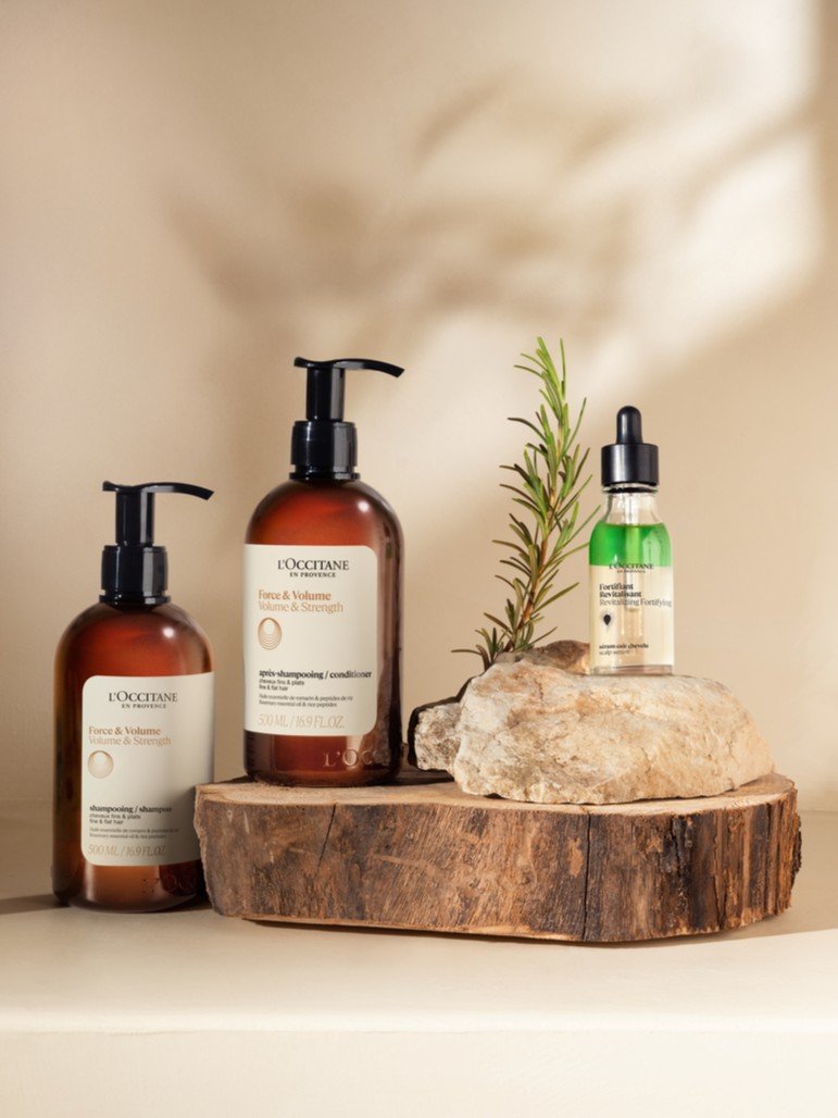 Photo by 록시땅 코리아 L'OCCITANE en Provence on August 10, 2025. May be an image of hair product, fragrance, hand cream, lotion and text.