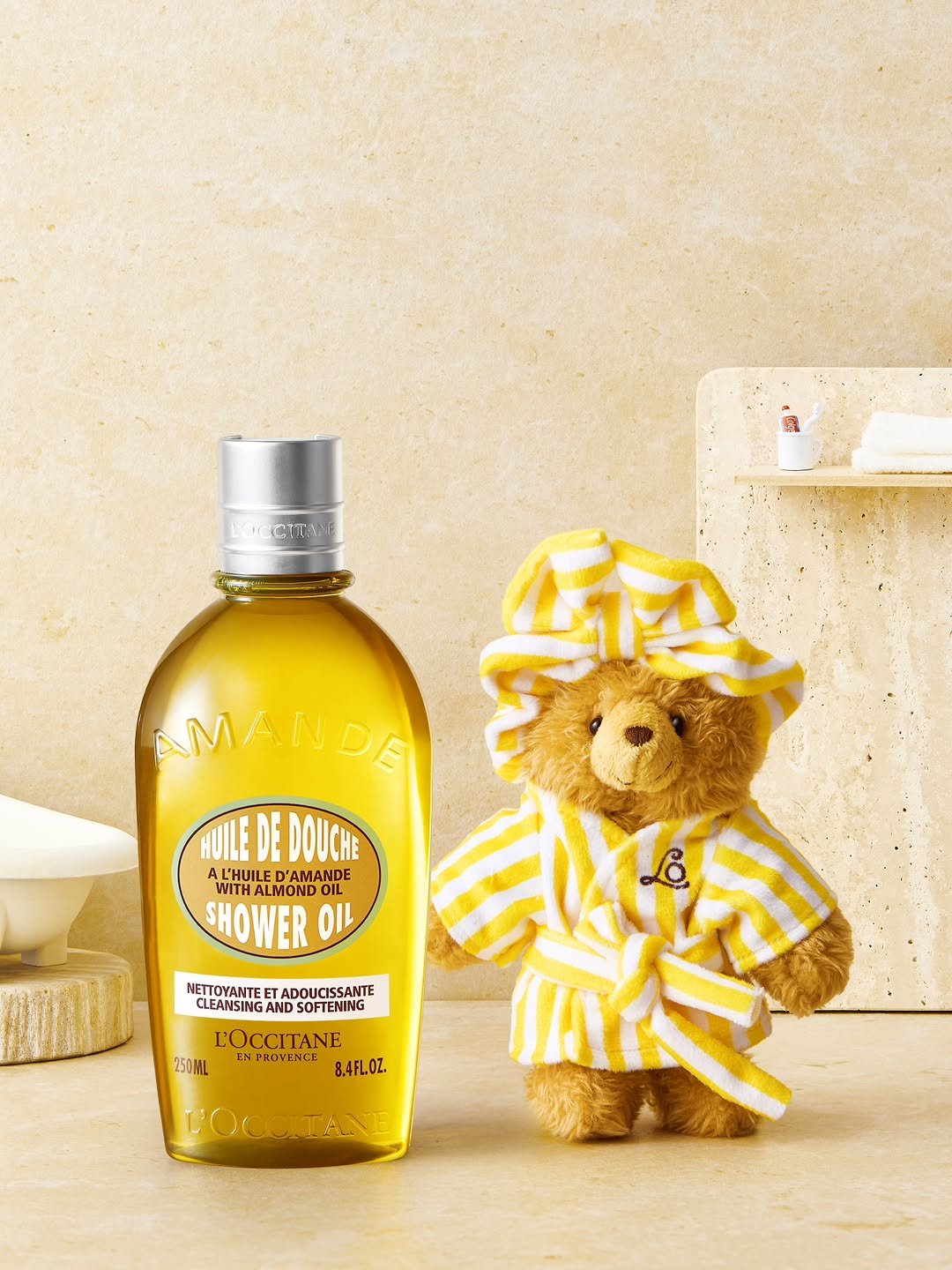 Photo by 록시땅 코리아 L'OCCITANE en Provence on September 25, 2025. May be an image of hair product, fragrance, sink, perfume, hand cream, bottle and text that says 'S CITANE AMANDE AM DE DOUCHE WITHALMONDOIL AL'HUILE AL'HUILED'AMANDE D'AMA D'AMANDE WITHA WITHALM LMOND OIL SHOWER οι NETTOYANTE NETOYANTEETADOUCSSANTE ETA ADOUCISSANTE CLEANSING EANSINGANDSOFTENING AND SOFTENING L'OCCITANE 250ML EN NPROVENCE 8.4FLOZ. DOCCTANE'.