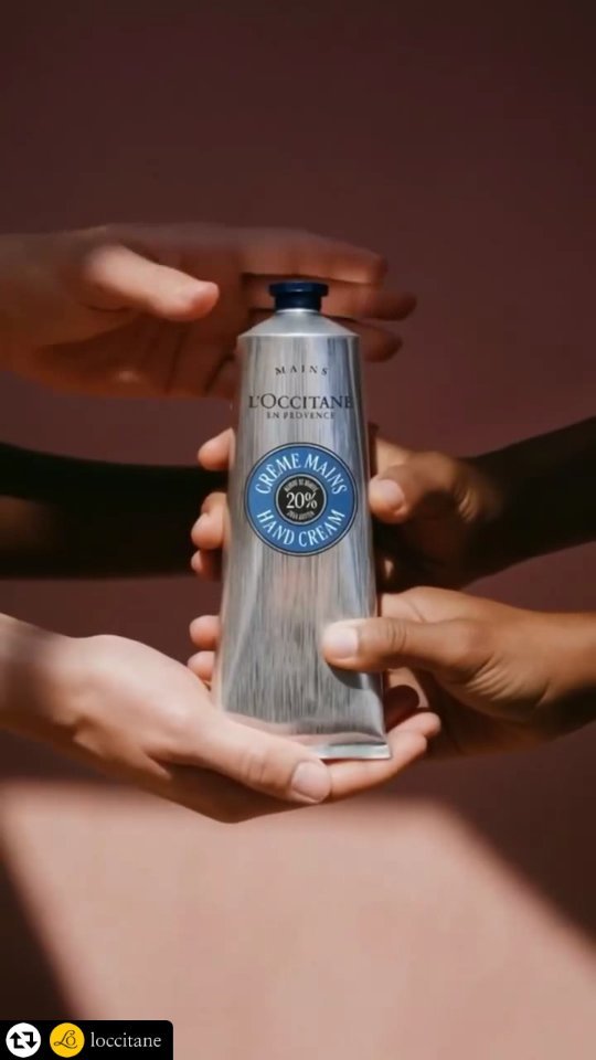 loccitanekorea 게시물 이미지: 시어 버터 핸드 크림 속에 담긴, 손끝에서 바로 느껴지는 시어의 힘.

풍부하고...