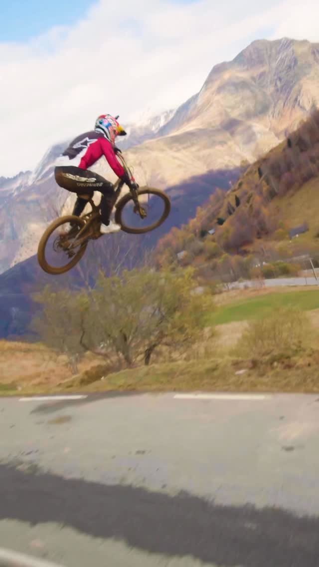 loicbruni29 게시물 이미지: Deux légendes de la bicyclette pour un duel au...