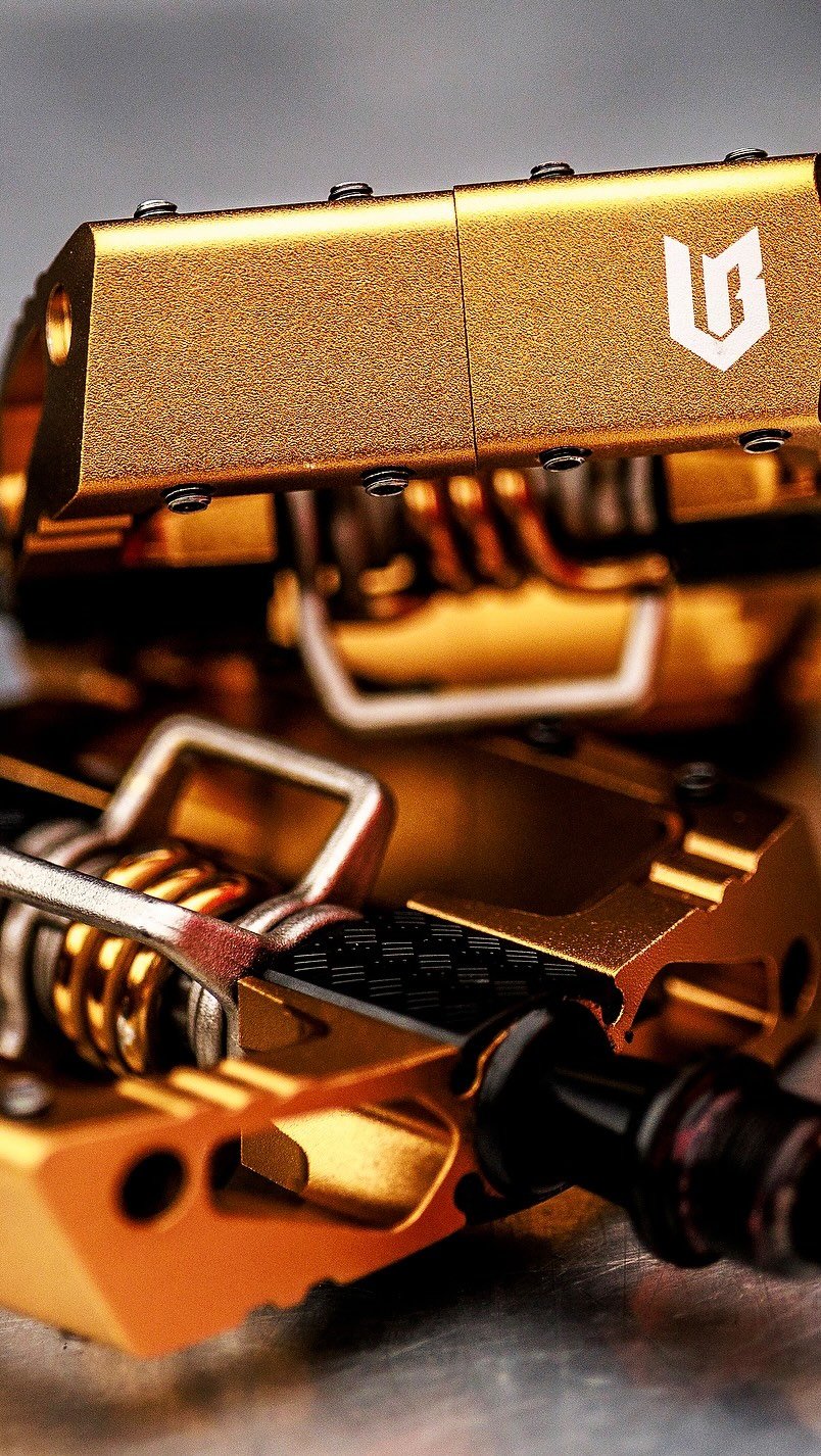 loicbruni29 게시물 이미지: I’ve been riding Mallet DH pedals for longer...