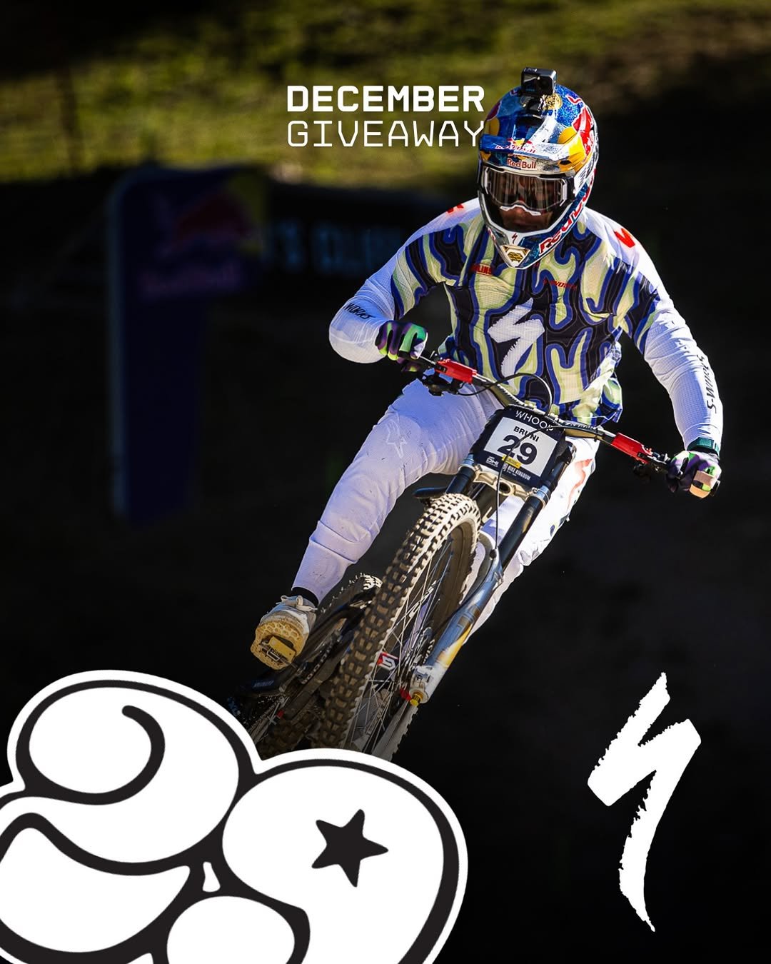 Photo by SUPERBRUNI - MTB on December 29, 2025. May be an image of racing vehicles, dirt bike, motorcycle, helmet and text.