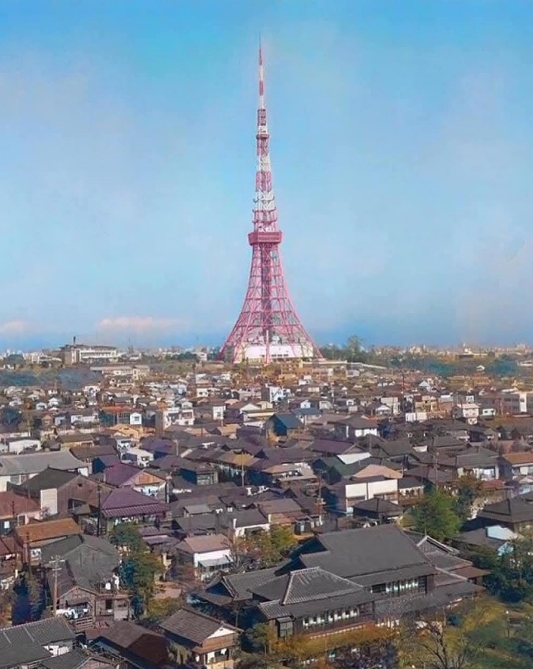 Photo by lolliesstreet on September 25, 2025. May be an image of Tokyo Tower, telephone pole, water tower and text.