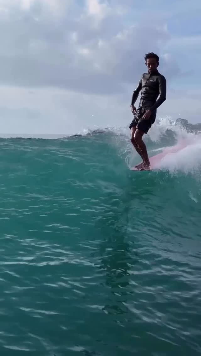 longboard.surfer 게시물 이미지: Longboarder: @deniblackboys. Films:...