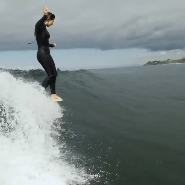 longboard.surfer 게시물 이미지: Longboarder: @karinarozunko. Films:...