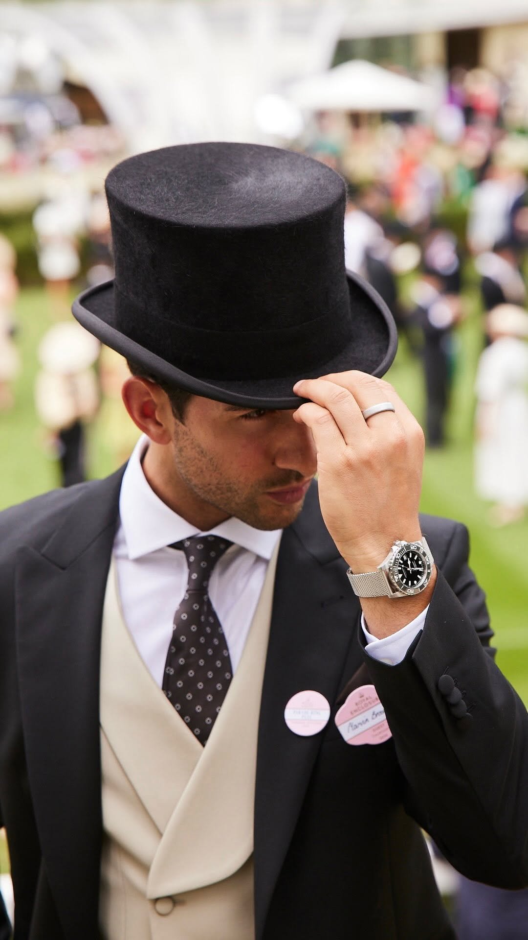 longines 게시물 이미지: Passing on the Royal Ascot...