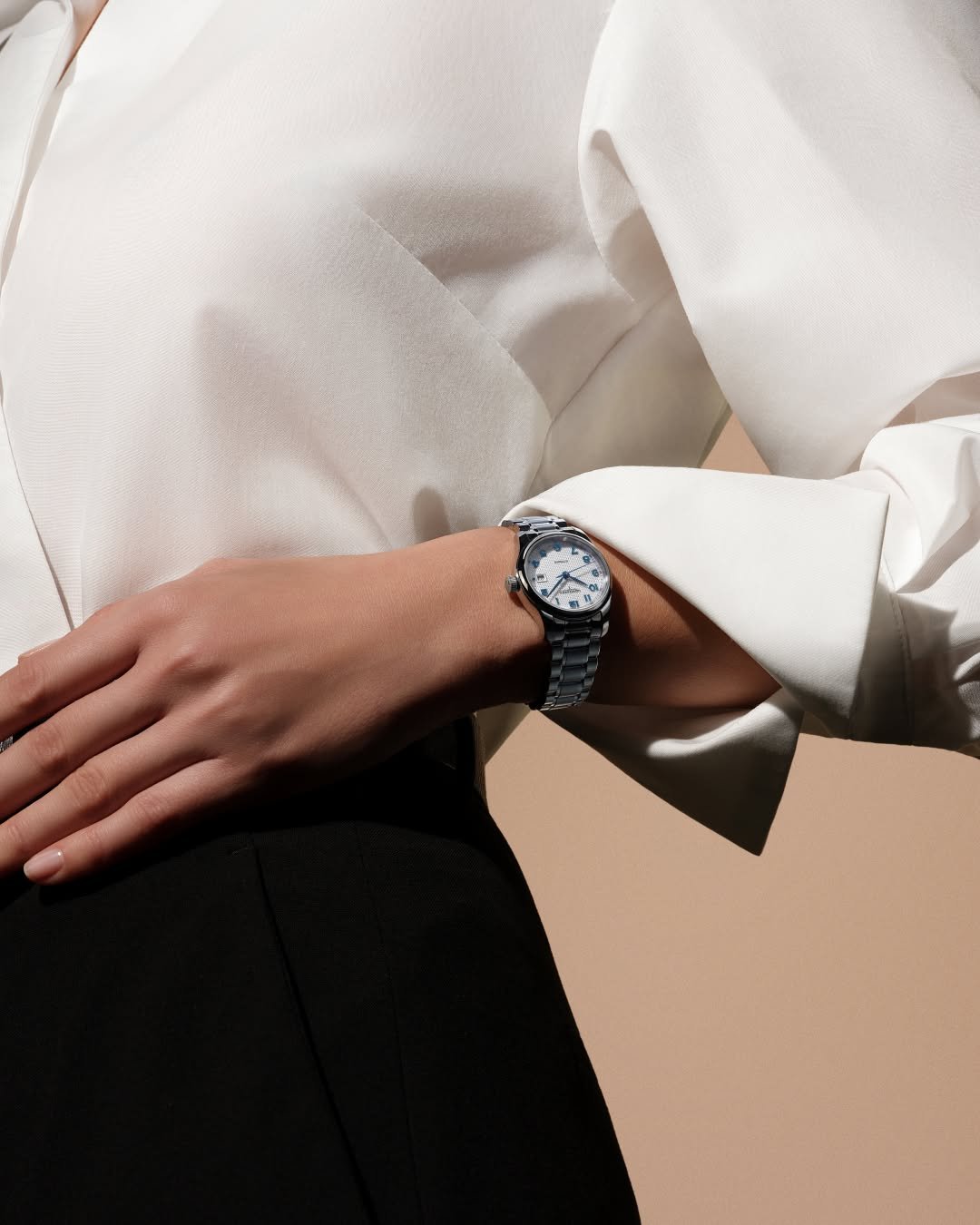 longines 게시물 이미지: Where precision meets elegance.

#Longines...