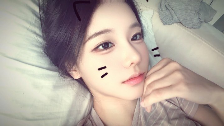 lookcatme_zingni 게시물 이미지: 공쥬들이 많이 조아하길래 피드 박제 ♥ 

#쇼핑몰사장일상 #룩캣미 #평화로운주말