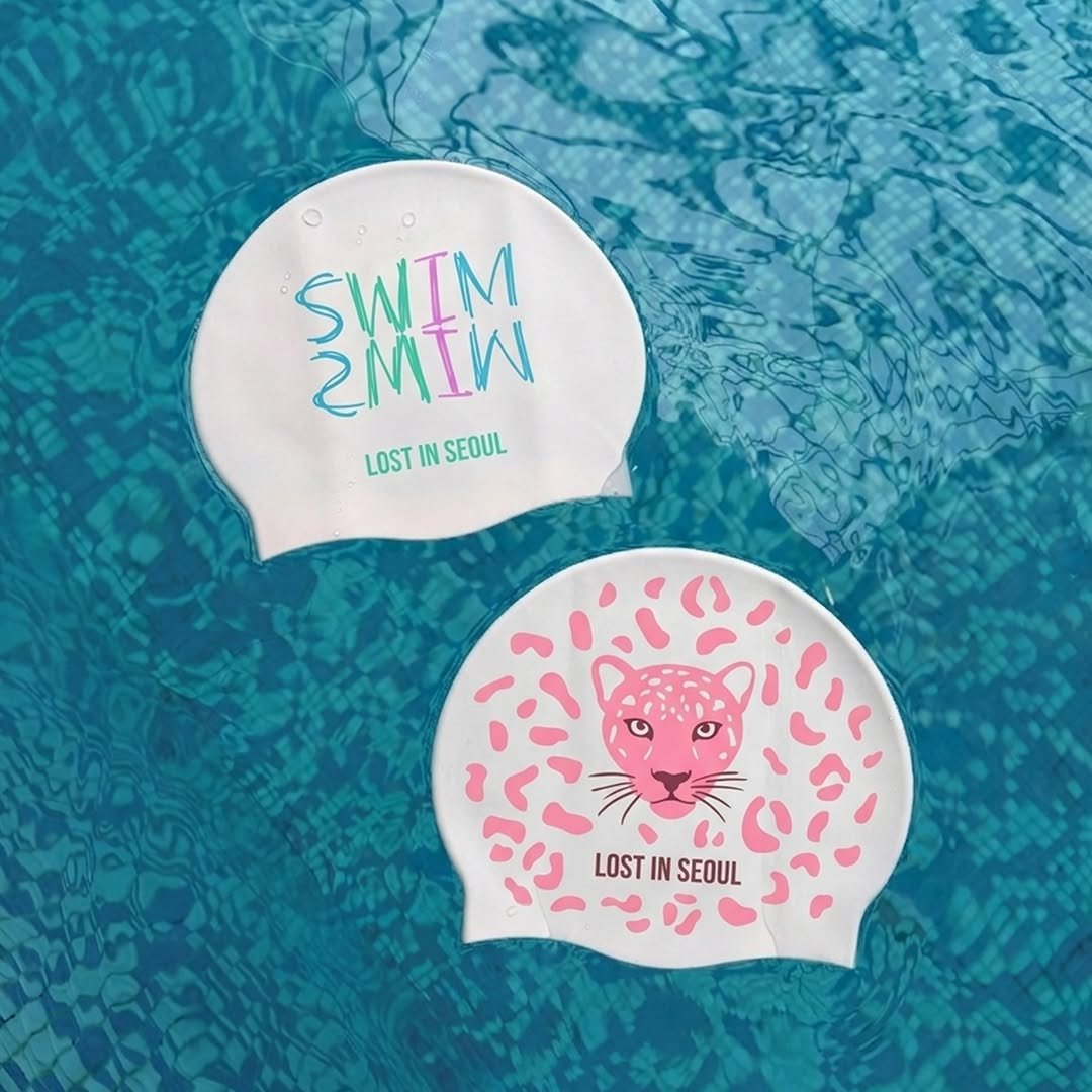 lostinseoul_kr 게시물 이미지: Silicone Swim Cap
OCEAN SWIM 🩵
PINK LEO 🩷