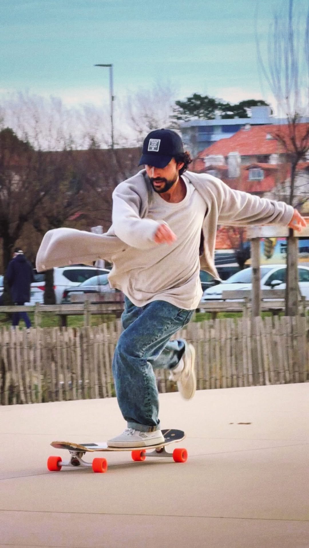 lotfiwoodwalker 게시물 이미지: Therapy is expensive, this is free. 🛹...