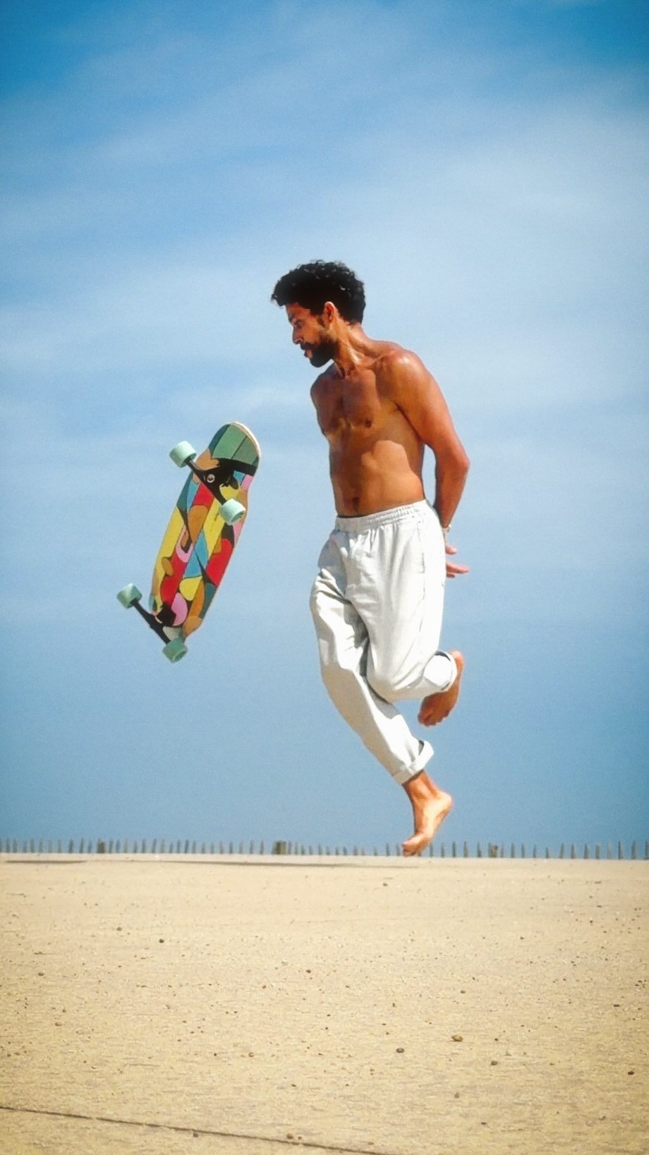 lotfiwoodwalker 게시물 이미지: Around 2013, longboard dancing was still...