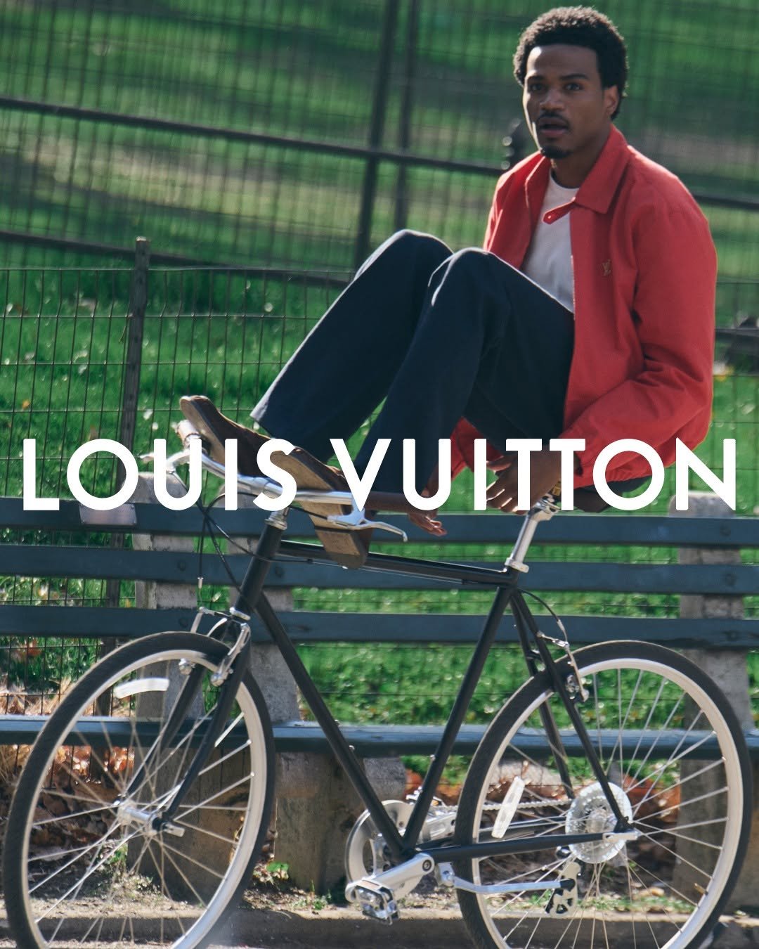 louisvuitton 게시물 이미지: City leisure. Embodying the ease of park...