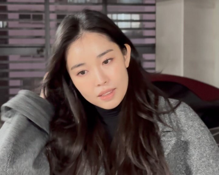 lovelip_jin_2 게시물 이미지: 럭키비키….🍀
당분간 정해주신 언니들이라고 하눈걸로!!!
언니들.....