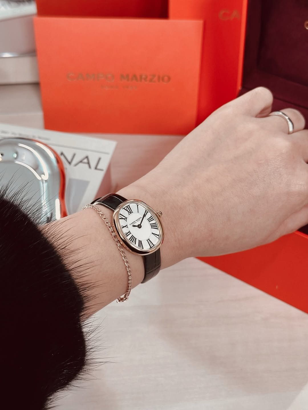 Photo shared by 박혜진 ㅣ 지아,지유 (아유맘)👧🏻 on February 12, 2026 tagging @campomarziowatches. May be an image of wrist watch, bangle, timer and text that says 'SAMPO CAMPOMARZIO MARZIO VAL 者 MIII!'.