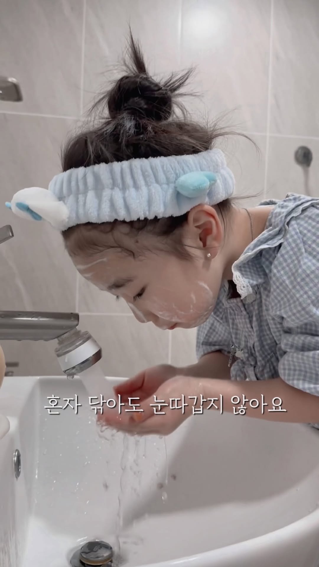 lovely_linda0912 게시물 이미지: 요즘 지아 코 옆 블랙헤드가 슬슬 보이기 시작해서
처음으로 효소클렌저...